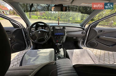 Позашляховик / Кросовер Mitsubishi Outlander 2008 в 
