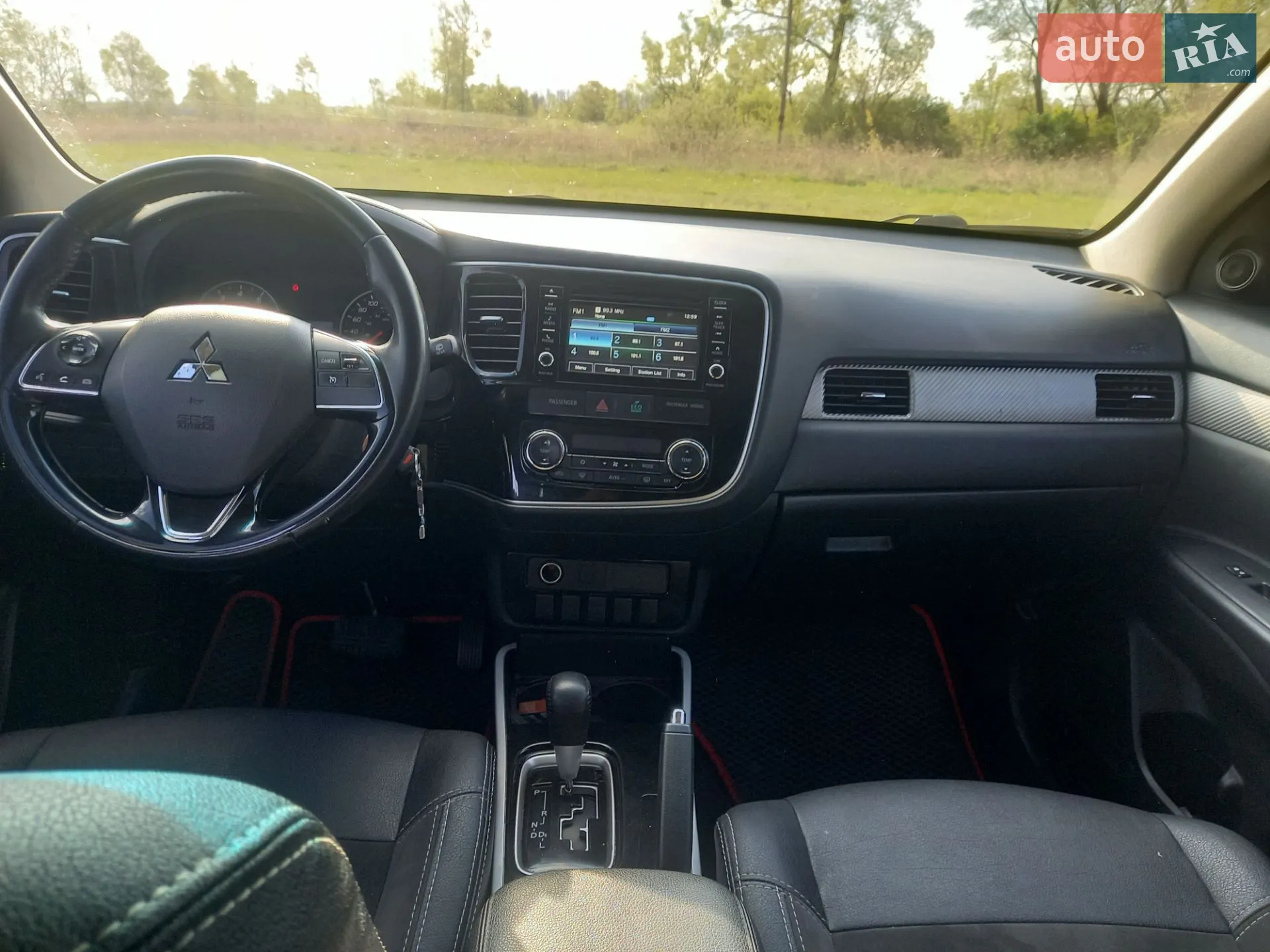 2017 Mitsubishi Outlander - мініатюра 15