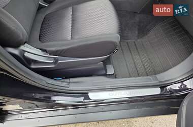 Внедорожник / Кроссовер Mitsubishi Outlander 2013 в 