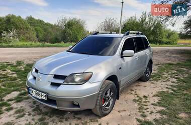 Внедорожник / Кроссовер Mitsubishi Outlander 2003 в 
