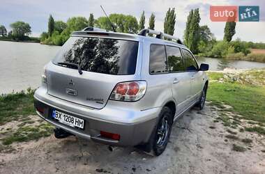 Внедорожник / Кроссовер Mitsubishi Outlander 2003 в 