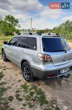 Внедорожник / Кроссовер Mitsubishi Outlander 2003 в 