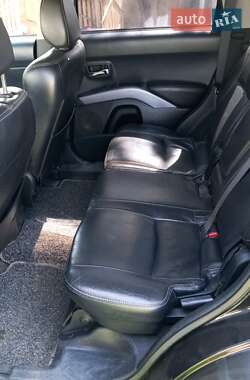 Внедорожник / Кроссовер Mitsubishi Outlander 2007 в 