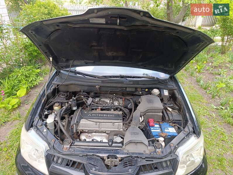 Внедорожник / Кроссовер Mitsubishi Outlander 2007 в Киеве