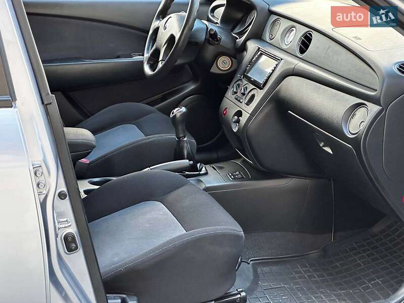 Позашляховик / Кросовер Mitsubishi Outlander 2008 в Одесі