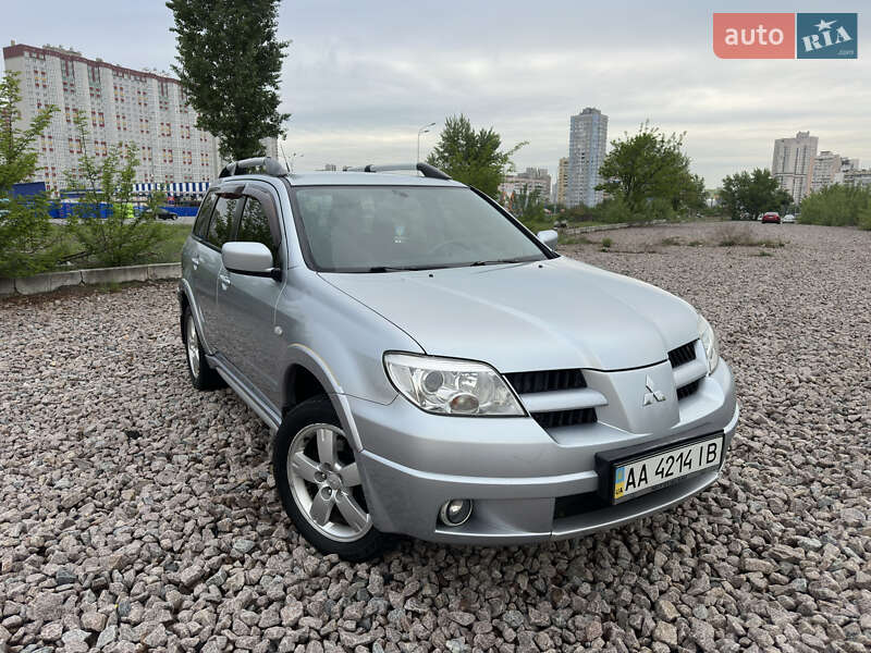 Mitsubishi Outlander 2008