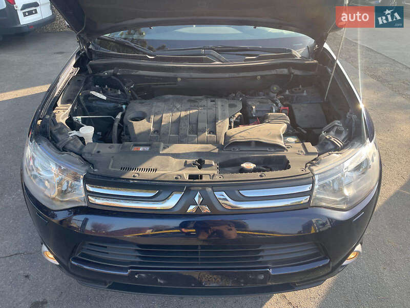 Позашляховик / Кросовер Mitsubishi Outlander 2013 в Куликові фото 5 Позашляховик / Кросовер Mitsubishi Outlander 2013 в Куликові