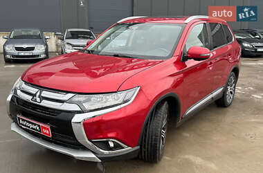 Внедорожник / Кроссовер Mitsubishi Outlander 2018 в Львове