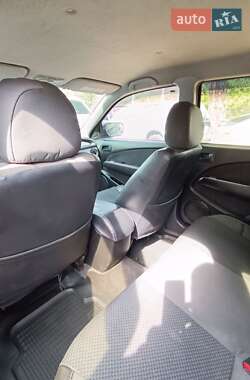 Внедорожник / Кроссовер Mitsubishi Outlander 2008 в 
