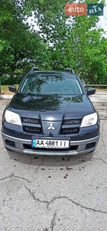 Позашляховик / Кросовер Mitsubishi Outlander 2008 в Києві