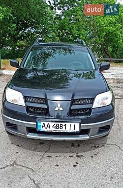 Внедорожник / Кроссовер Mitsubishi Outlander 2008 в 