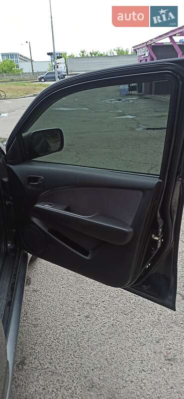 Позашляховик / Кросовер Mitsubishi Outlander 2008 в Києві