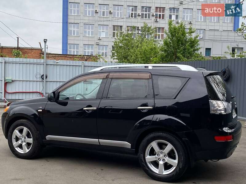 Внедорожник / Кроссовер Mitsubishi Outlander 2007 в Полтаве