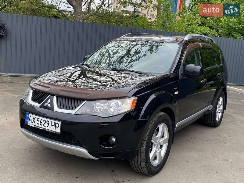 Позашляховик / Кросовер Mitsubishi Outlander 2007 в 