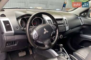 Позашляховик / Кросовер Mitsubishi Outlander 2007 в 