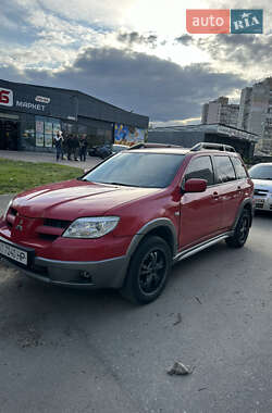Позашляховик / Кросовер Mitsubishi Outlander 2006 в Києві