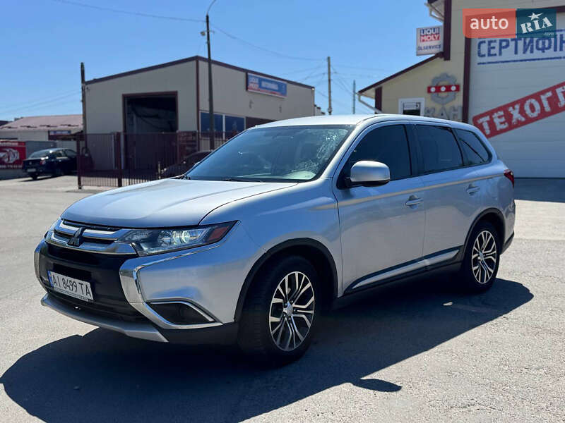 Mitsubishi Outlander 2012