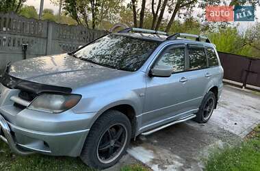 Внедорожник / Кроссовер Mitsubishi Outlander 2003 в Киеве