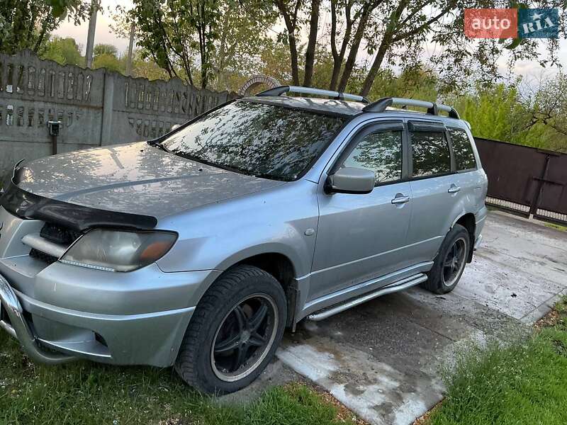 Mitsubishi Outlander 2003