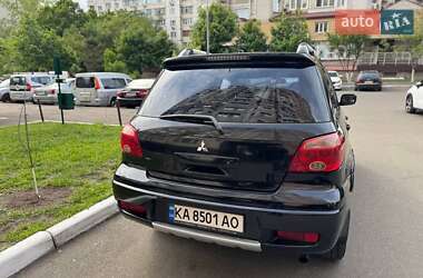 Внедорожник / Кроссовер Mitsubishi Outlander 2005 в Киеве