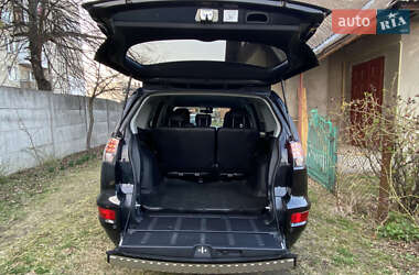 Позашляховик / Кросовер Mitsubishi Outlander 2010 в 