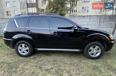 Позашляховик / Кросовер Mitsubishi Outlander 2010 в 