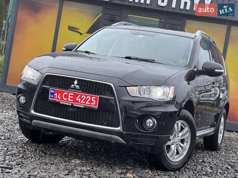 Позашляховик / Кросовер Mitsubishi Outlander 2010 в Стрию