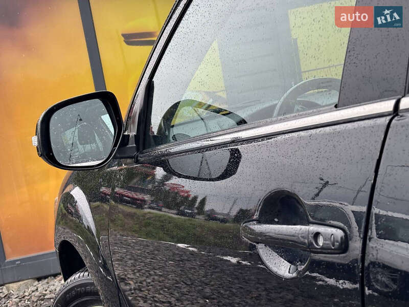 Позашляховик / Кросовер Mitsubishi Outlander 2010 в Стрию