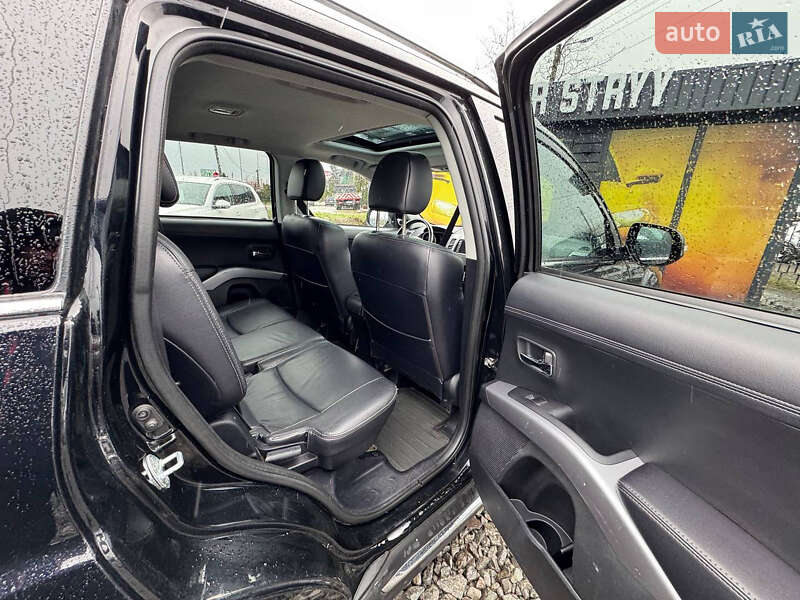 Позашляховик / Кросовер Mitsubishi Outlander 2010 в Стрию