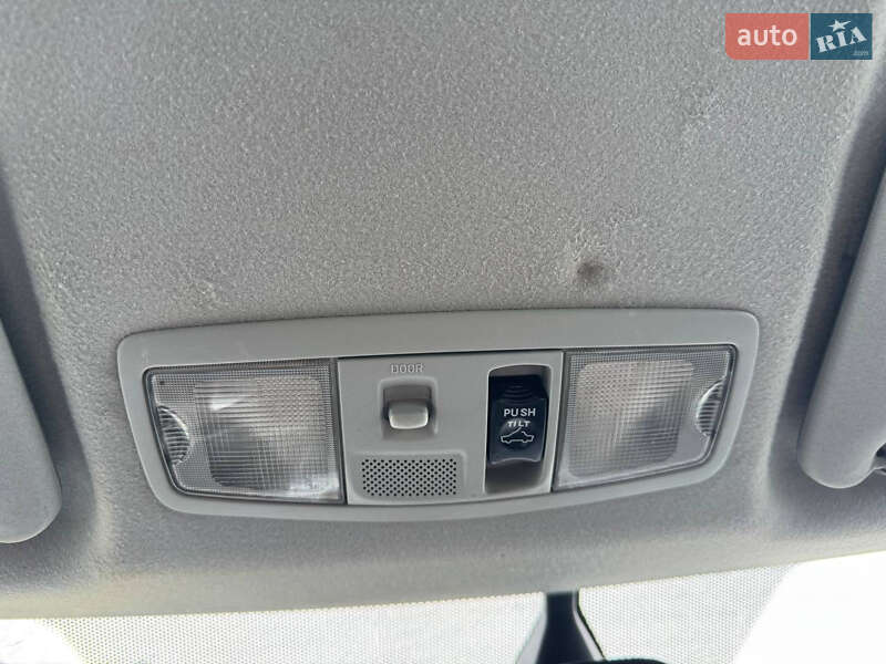 Позашляховик / Кросовер Mitsubishi Outlander 2010 в Стрию
