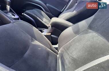 Внедорожник / Кроссовер Mitsubishi Outlander 2011 в 