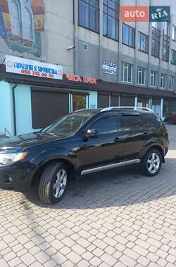 Внедорожник / Кроссовер Mitsubishi Outlander 2008 в 