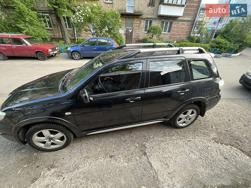 Внедорожник / Кроссовер Mitsubishi Outlander 2008 в Киеве