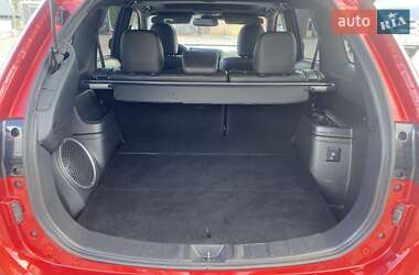 Позашляховик / Кросовер Mitsubishi Outlander 2019 в 