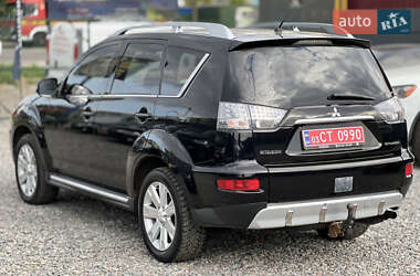 Позашляховик / Кросовер Mitsubishi Outlander 2010 в 
