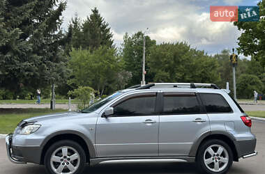 Позашляховик / Кросовер Mitsubishi Outlander 2006 в 