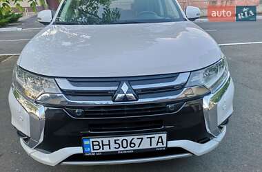 Позашляховик / Кросовер Mitsubishi Outlander 2015 в Ізмаїлі