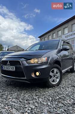 Внедорожник / Кроссовер Mitsubishi Outlander 2009 в 