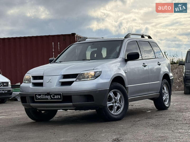 Позашляховик / Кросовер Mitsubishi Outlander 2003 в Рівному