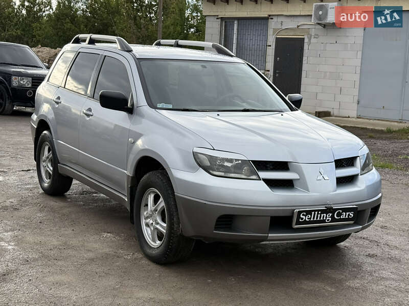 Позашляховик / Кросовер Mitsubishi Outlander 2003 в Рівному