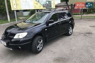 Позашляховик / Кросовер Mitsubishi Outlander 2005 в Харкові