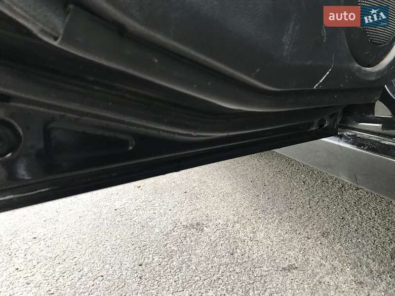Позашляховик / Кросовер Mitsubishi Outlander 2005 в Первомайську