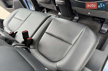 Внедорожник / Кроссовер Mitsubishi Outlander 2014 в 