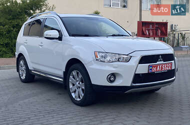 Внедорожник / Кроссовер Mitsubishi Outlander 2011 в Житомире