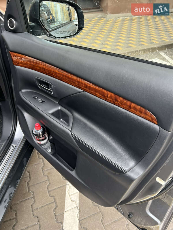 Позашляховик / Кросовер Mitsubishi Outlander 2013 в Києві фото 12 Позашляховик / Кросовер Mitsubishi Outlander 2013 в Києві