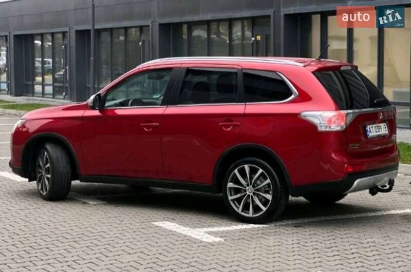 Позашляховик / Кросовер Mitsubishi Outlander 2014 в Івано-Франківську фото 2 Позашляховик / Кросовер Mitsubishi Outlander 2014 в Івано-Франківську