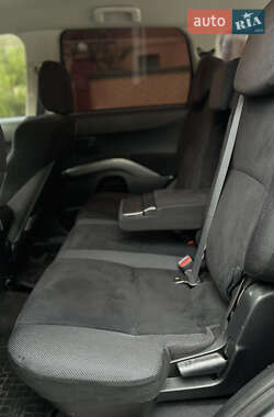 Внедорожник / Кроссовер Mitsubishi Outlander 2006 в 