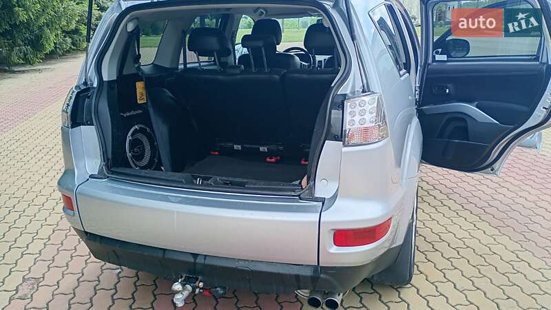 Позашляховик / Кросовер Mitsubishi Outlander 2012 в Корсунь-Шевченківському