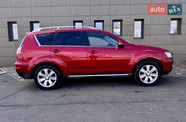 Позашляховик / Кросовер Mitsubishi Outlander 2010 в 
