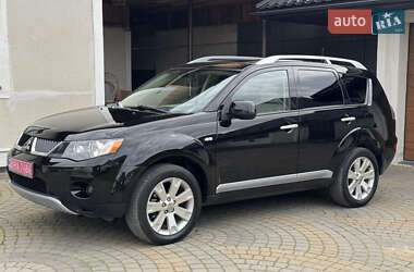 Внедорожник / Кроссовер Mitsubishi Outlander 2009 в 